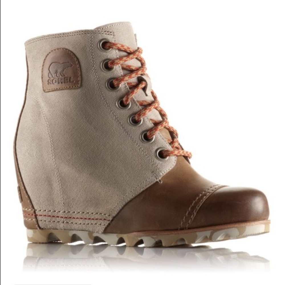 1964 Premium Wedge Sorel in Fossil